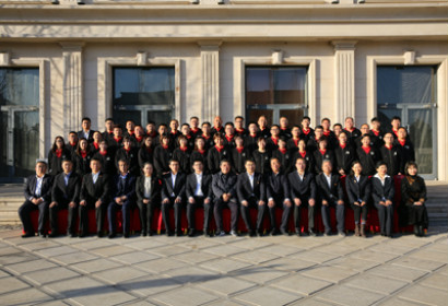 插槽8x插槽视频在线观看